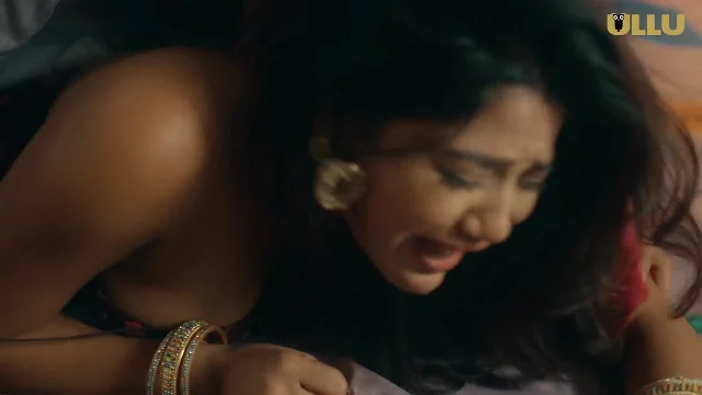 Preview of Tere Mere Beech Mein S01 P02 (E04-06) ULLU